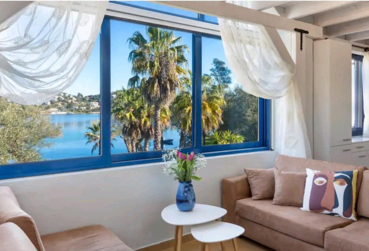 Danilia Govino Bay Luxury Beach Loft Apartment מראה חיצוני תמונה