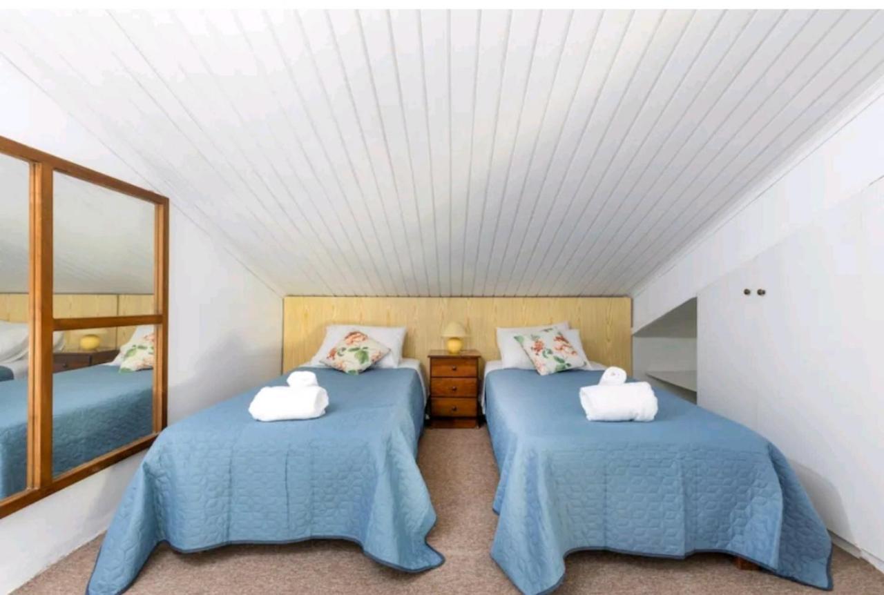 Danilia Govino Bay Luxury Beach Loft Apartment מראה חיצוני תמונה